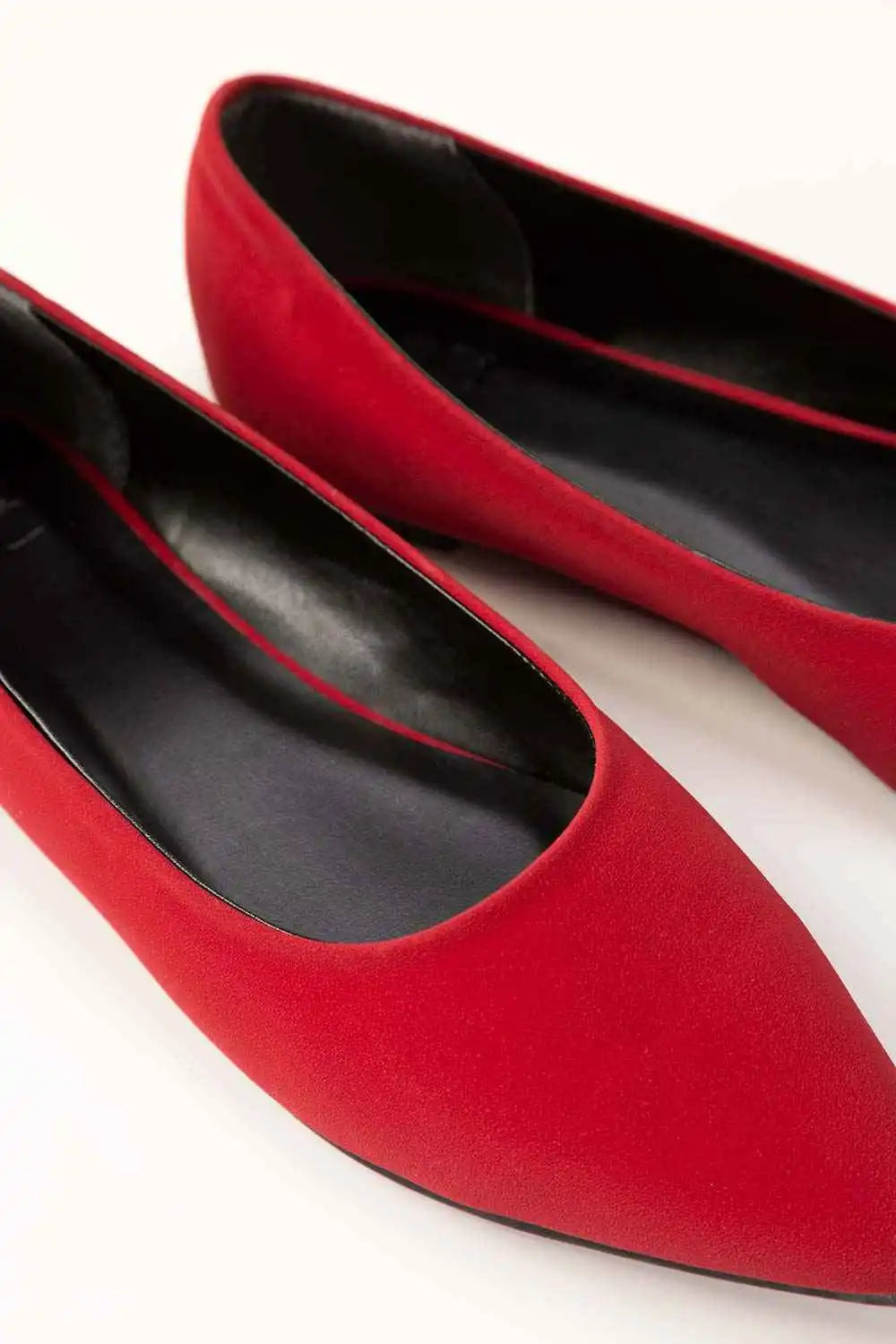Red Pumps
