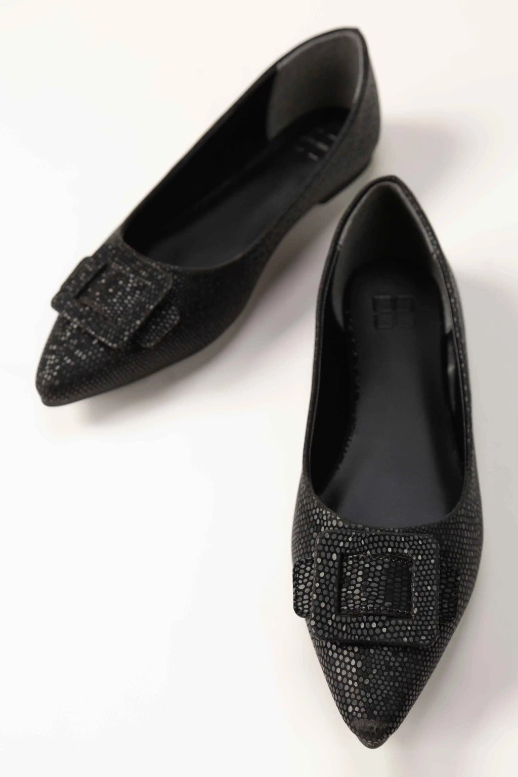 lush Black Pumps